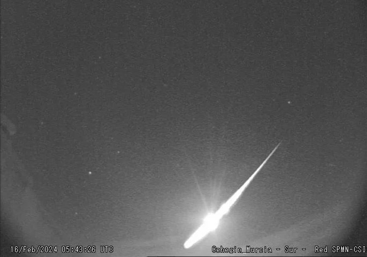 Meteorito cayendo en Cehegin, Murcia.