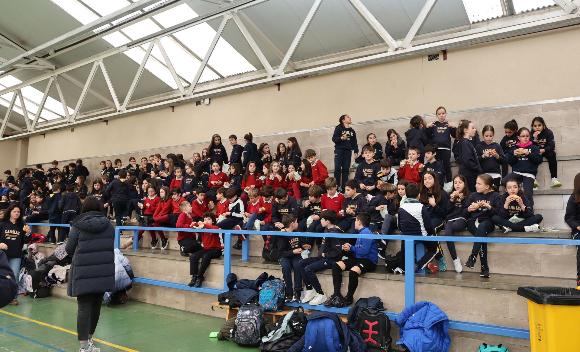 El bocata solidario de Manos Unidas en los colegios de Palencia