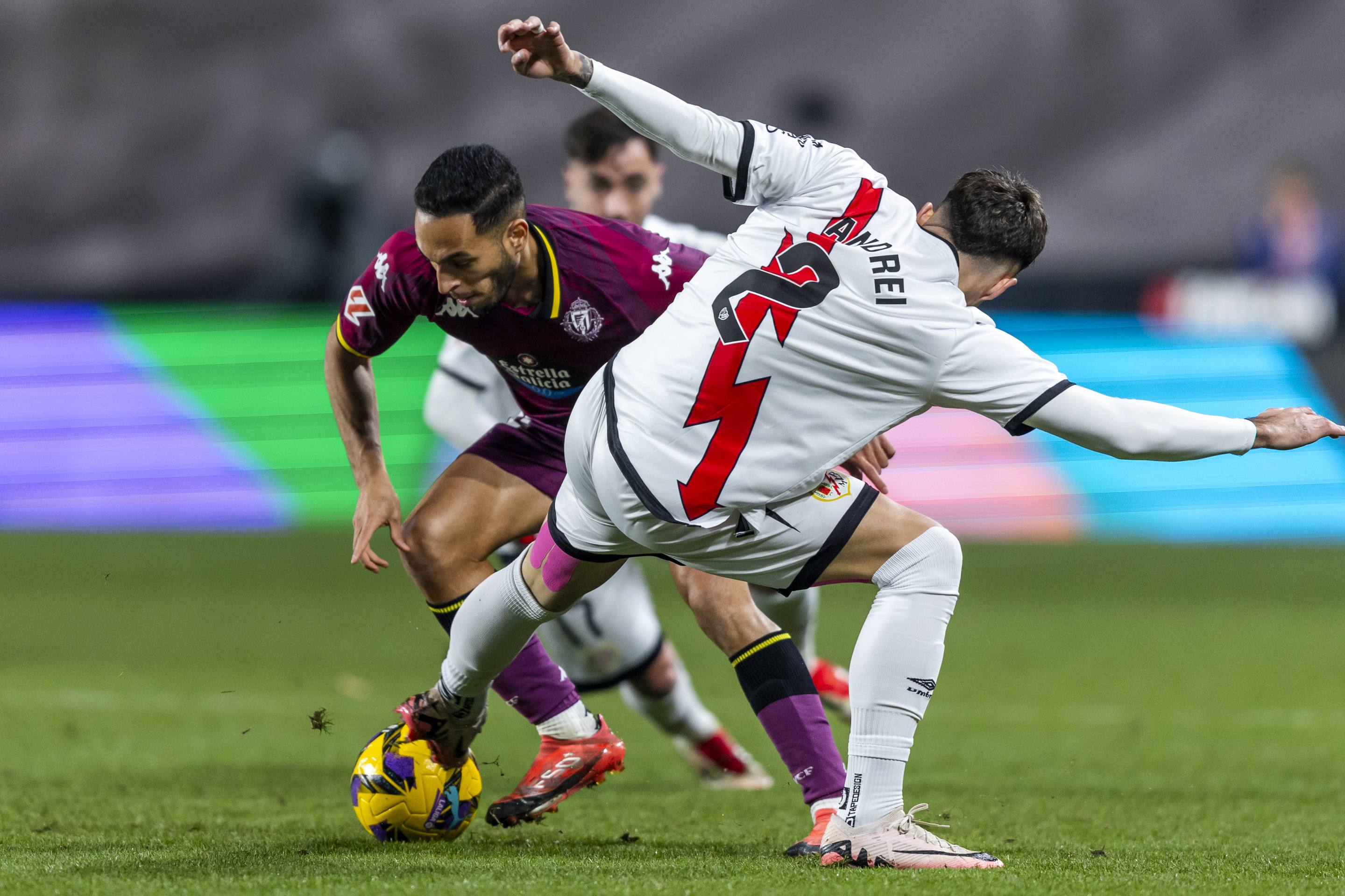 El Real Valladolid cosecha su enésima derrota en Vallecas