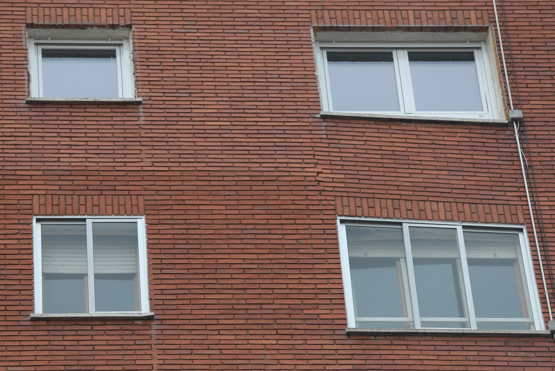 Así se encuentra el edificio de Pan y Guindas por riesgo de derrumbe