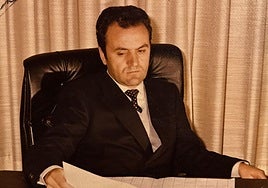 Carlos Lobato, en una foto de archivo en su despacho.