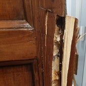 Destrozan la puerta de entrada y roban en una vivienda de Palencia capital