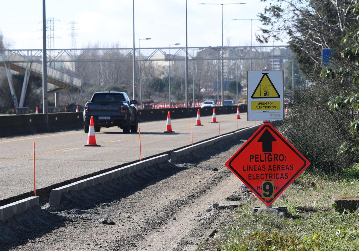 Obras en la VA-20, hace unos días.