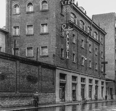 Edificio de la antigua Radio Palencia, en Becerro de Bengoa.