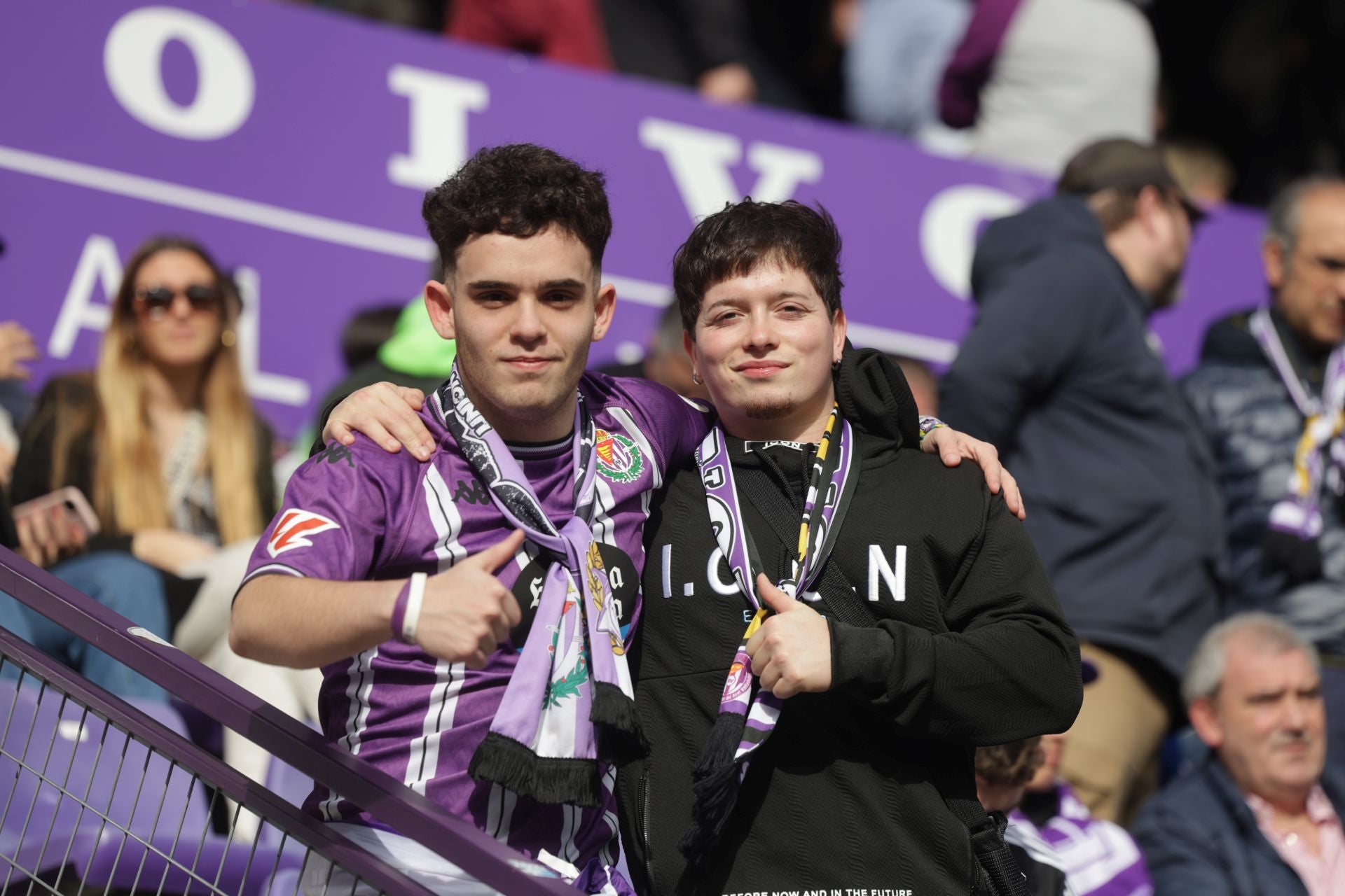 Búscate en la grada del Real Valladolid-Sevilla 1 de 2