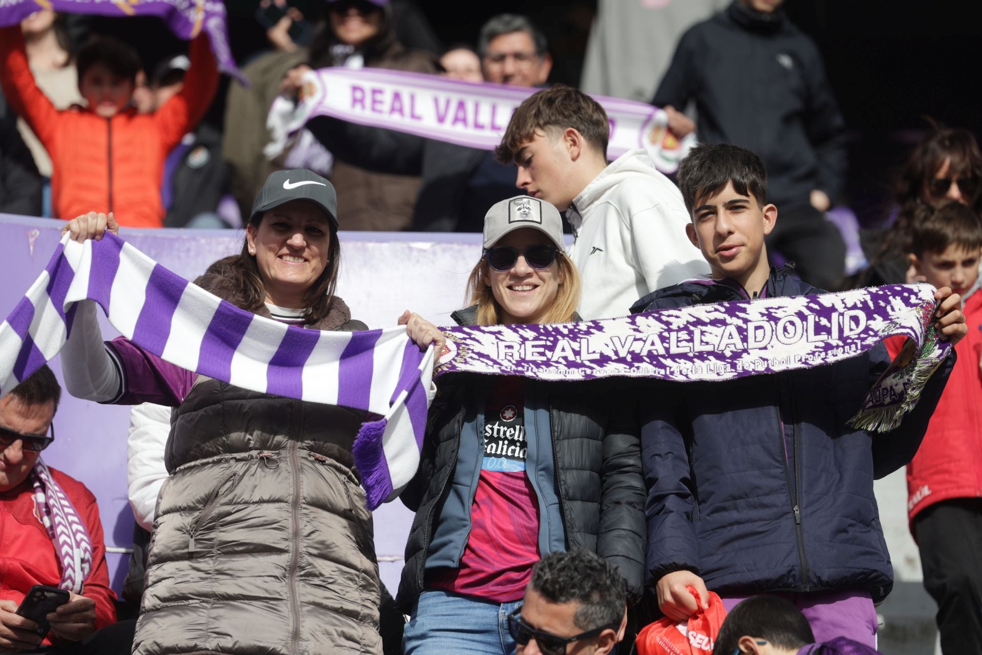 Búscate en la grada del Real Valladolid-Sevilla 1 de 2