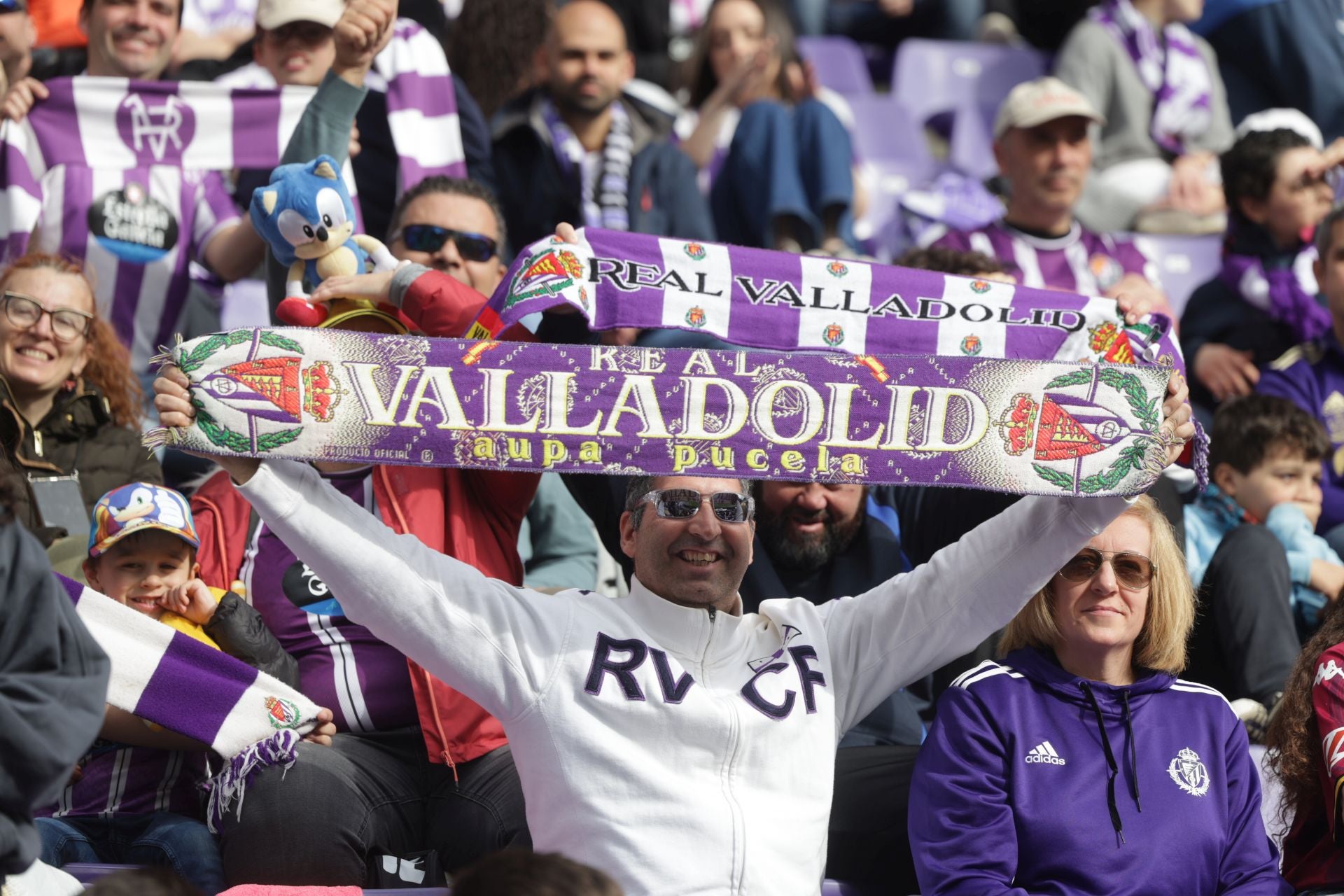 Búscate en la grada del Real Valladolid-Sevilla 2 de 2