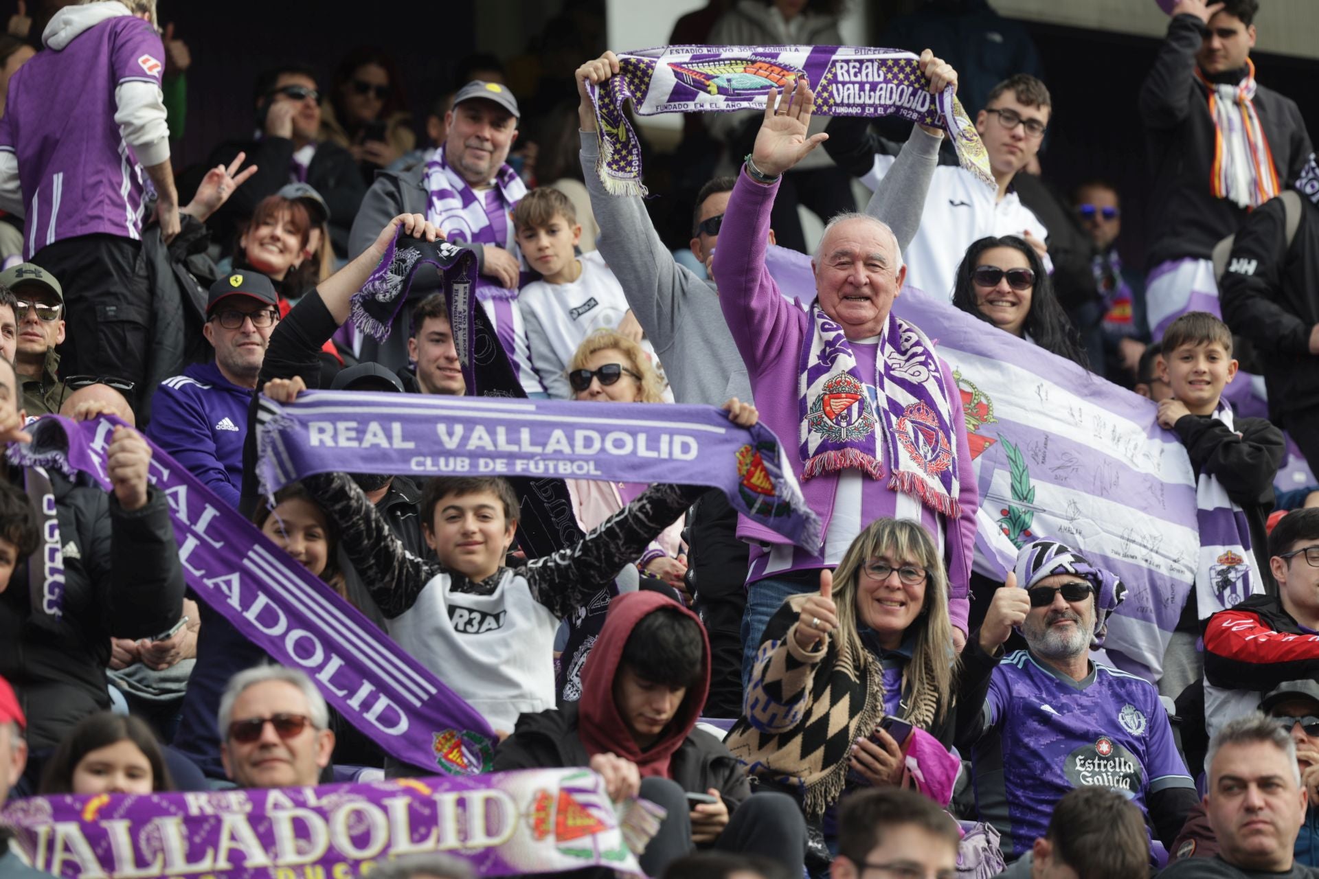 Búscate en la grada del Real Valladolid-Sevilla 2 de 2