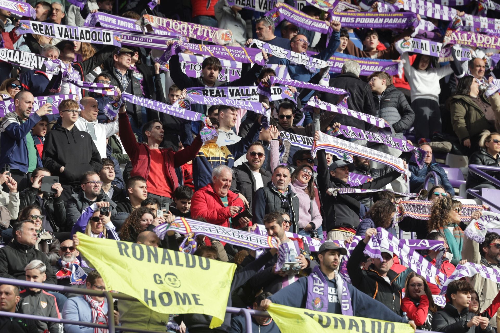 Búscate en la grada del Real Valladolid-Sevilla 2 de 2