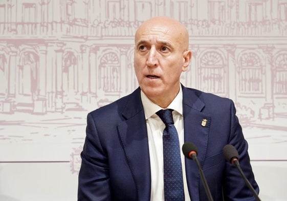 José Antonio Diez en rueda de prensa.