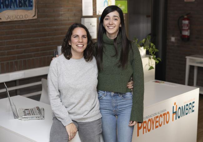 Eva Camarero, coordinadora del area de prevención de Proyecto Hombre y Laura Rodríguez, técnico em prevención de drogodependencias