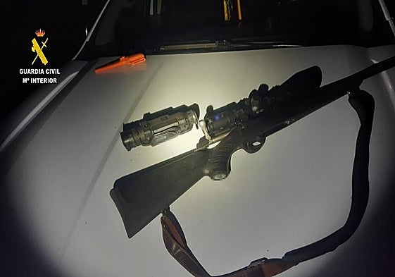 Los tres acusados de intentar cazar de madrugada en Verdeña dicen que buscaban a una perra