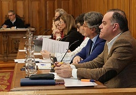 Domiciano Curiel en su nueva ubicación en el pleno.