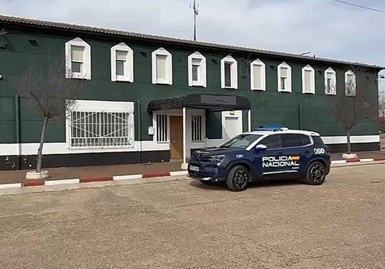 La Policía Nacional desarticula un grupo dedicado a la captación de mujeres para explotarlas sexualmente.