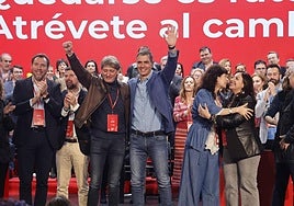 Tudanca a Carlos Martínez: «Tú eres el que harás más y traerás el cambio a Castilla y León»