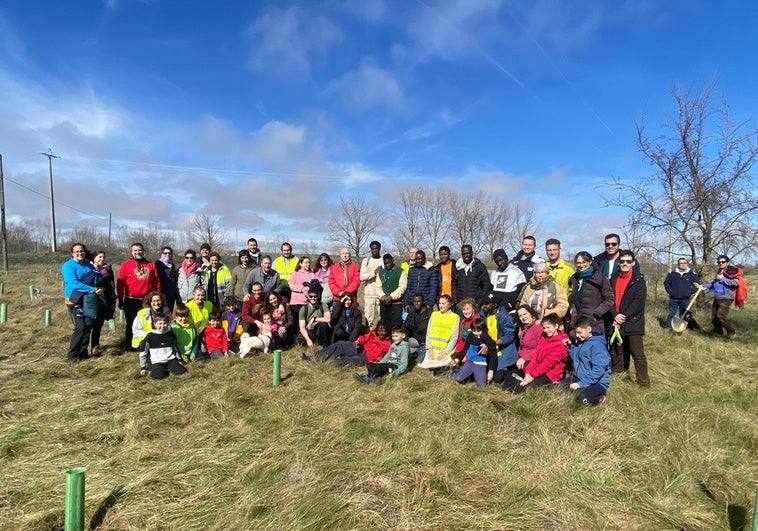 Becilla reforesta el entorno del río Valderaduey