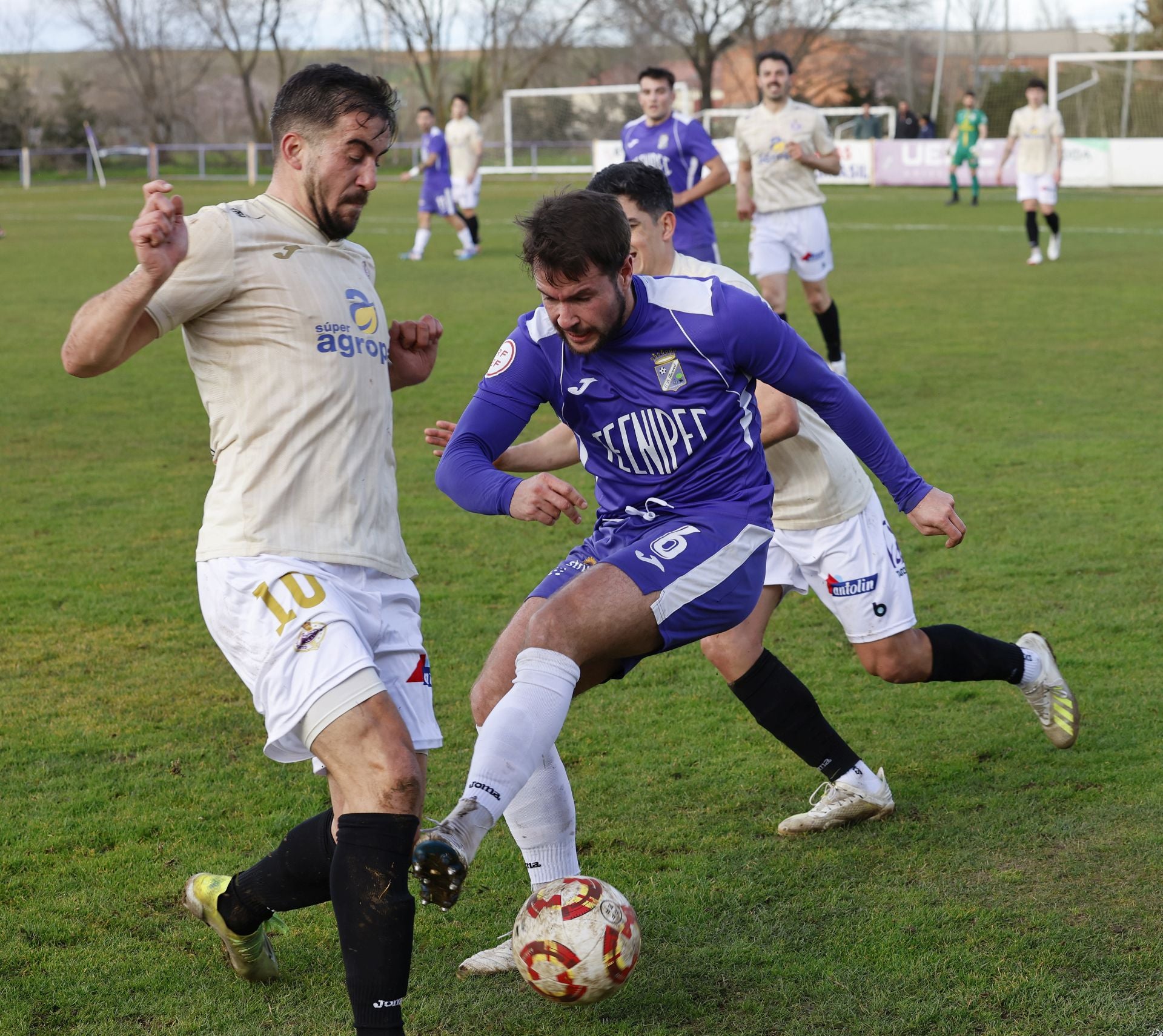 Remontada local en el derbi