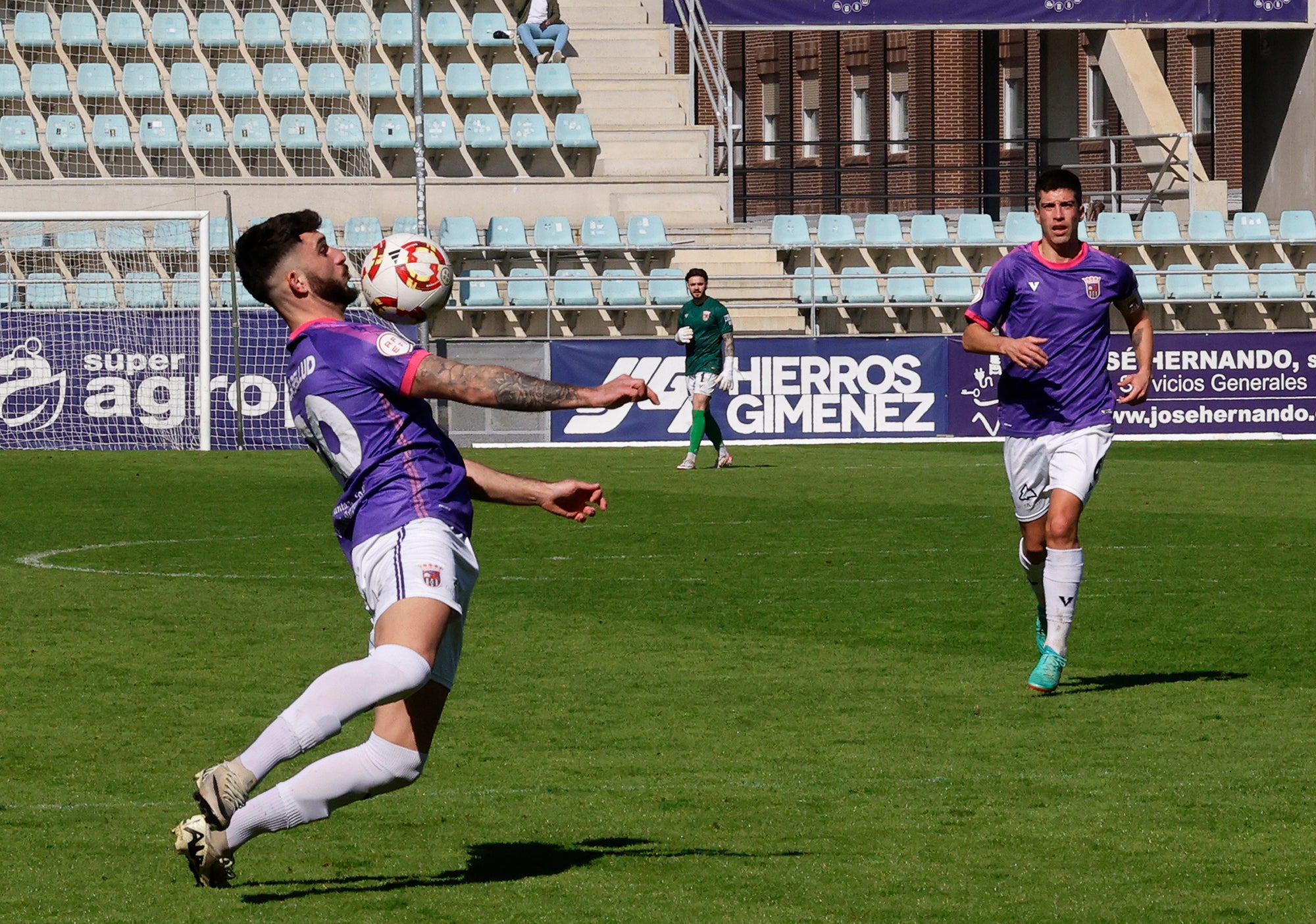 El Palencia CF cae en el estreno de Miñambres