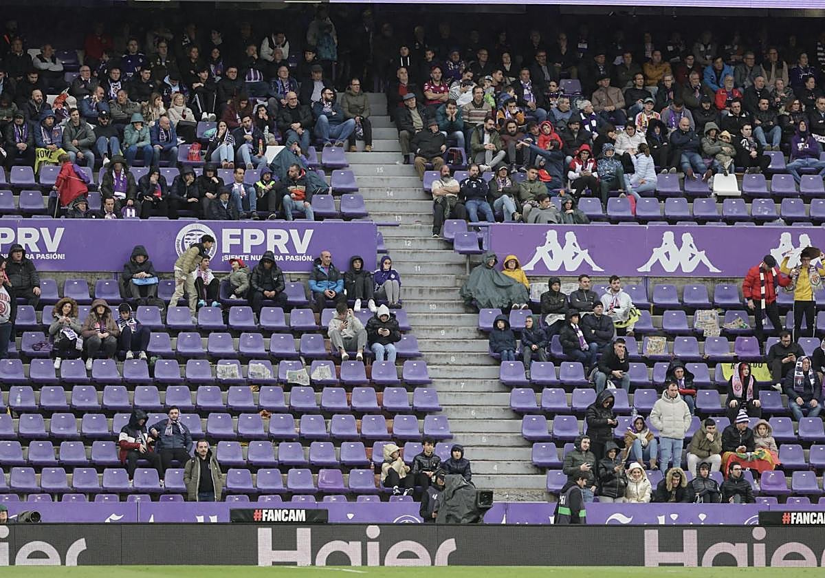 Gradas vacías en Zorrilla durante el Real Valladolid-Sevilla de hace dos jornadas.