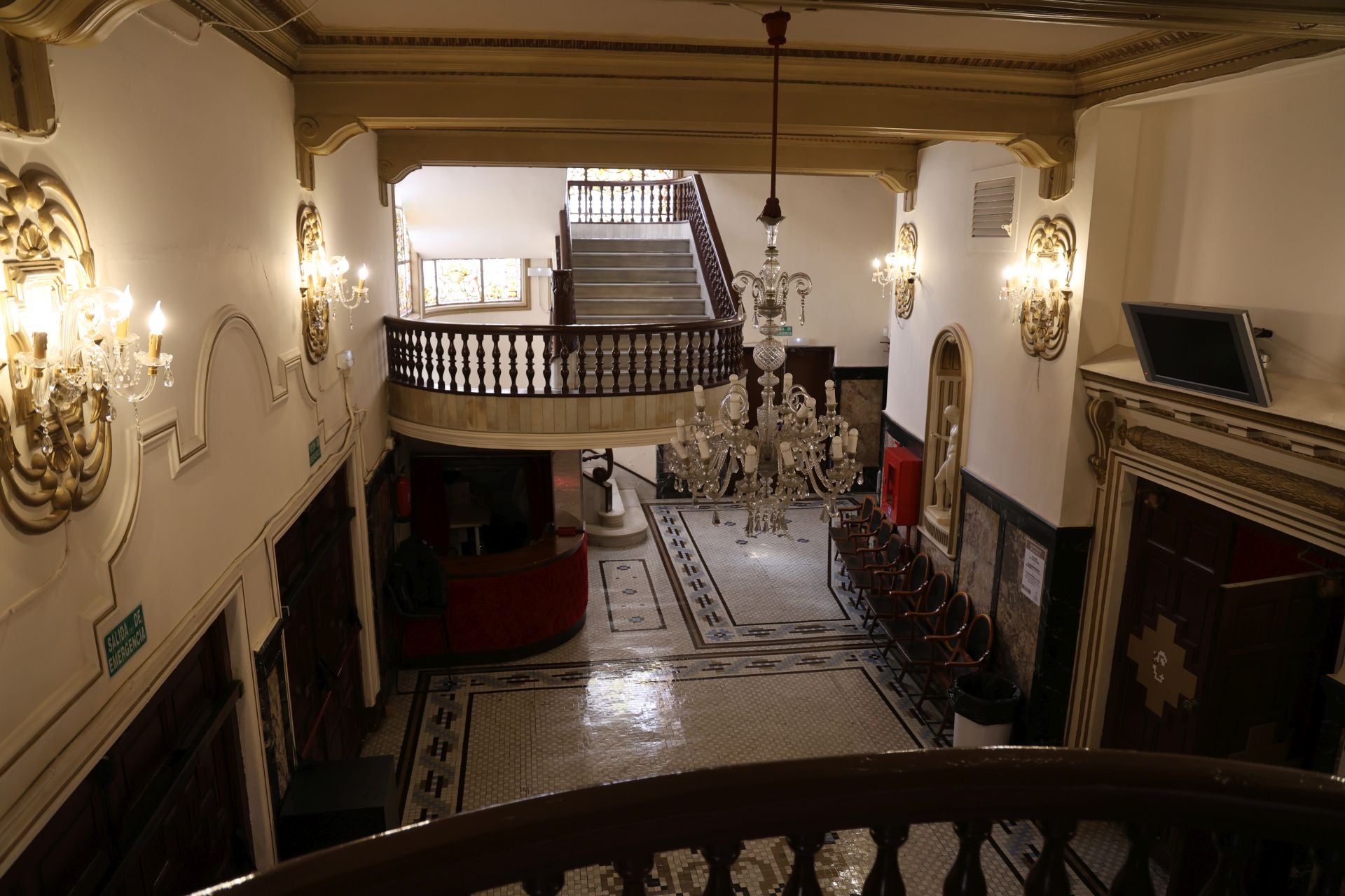 Un paseo por el interior del Teatro Carrión