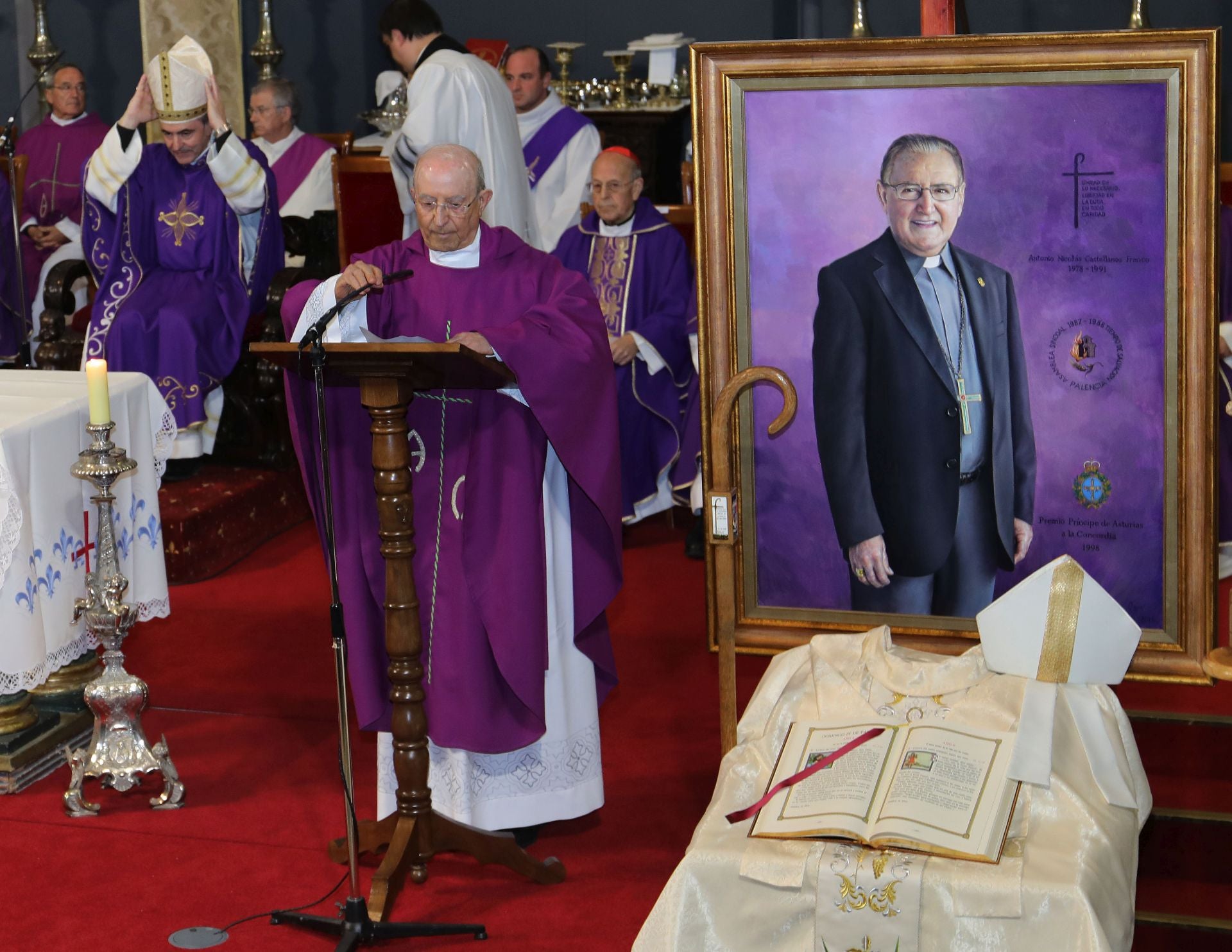 Palencia se despide de Nicolás Castellanos