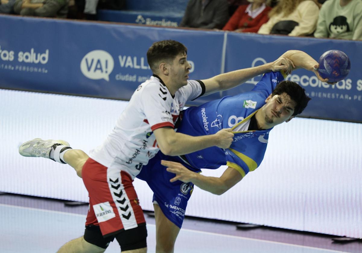 Gustavo Oliveira se cuela en la tabla de máximos goleadores de la Asobal