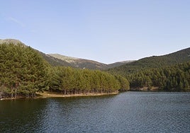 Embalse de El Tejo, en la sierra de Guadarrama.
