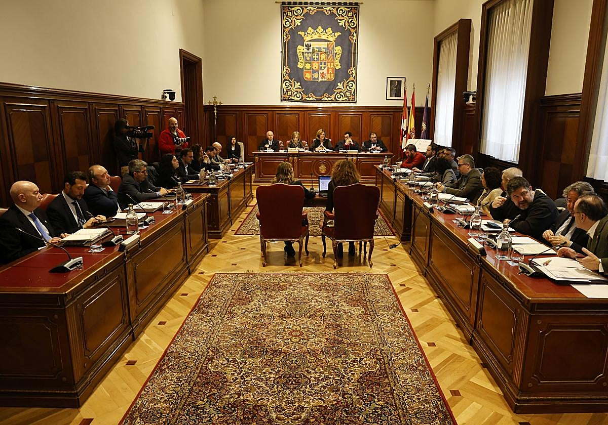 Pleno de la Diputación de Palencia correspondiente al mes de febrero, celebrado este jueves.