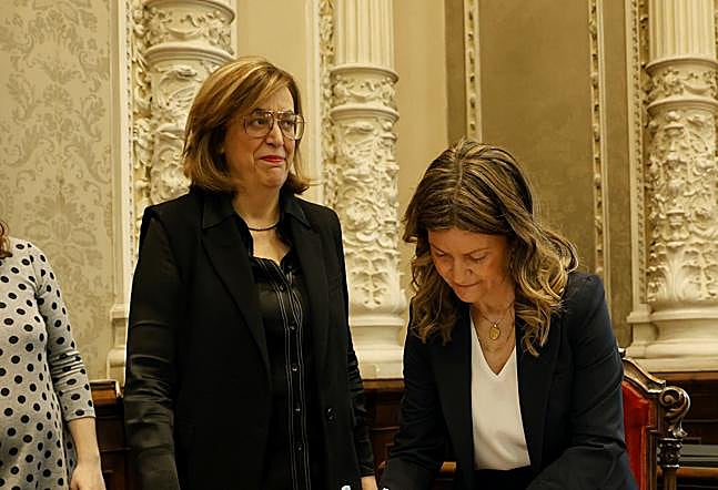 Toma de posesión de Virginia Losa Muñiz como nueva secretaria general de la Diputación.