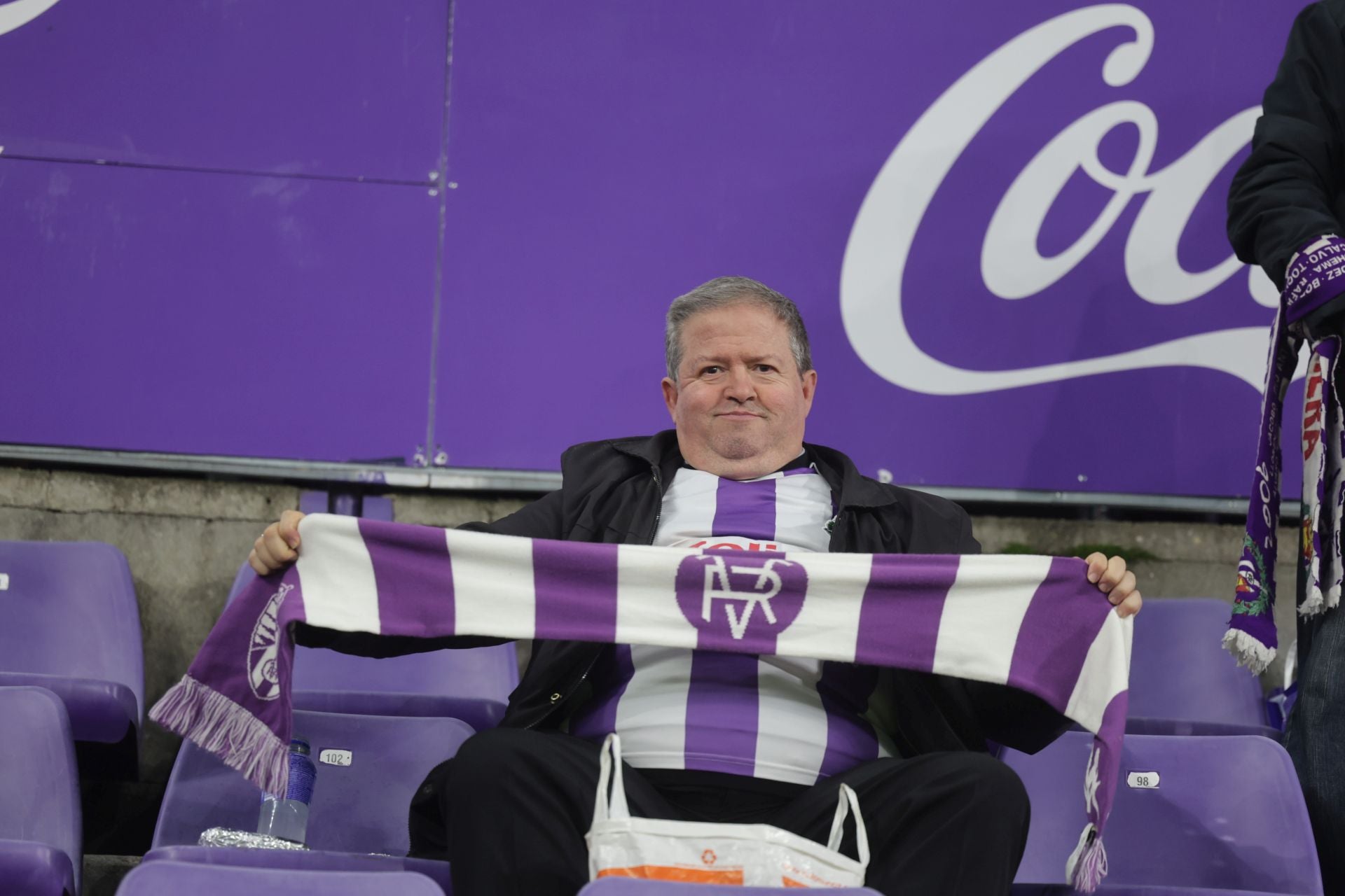 Búscate en la grada del Real Valladolid - UD Las Palmas (1/4)