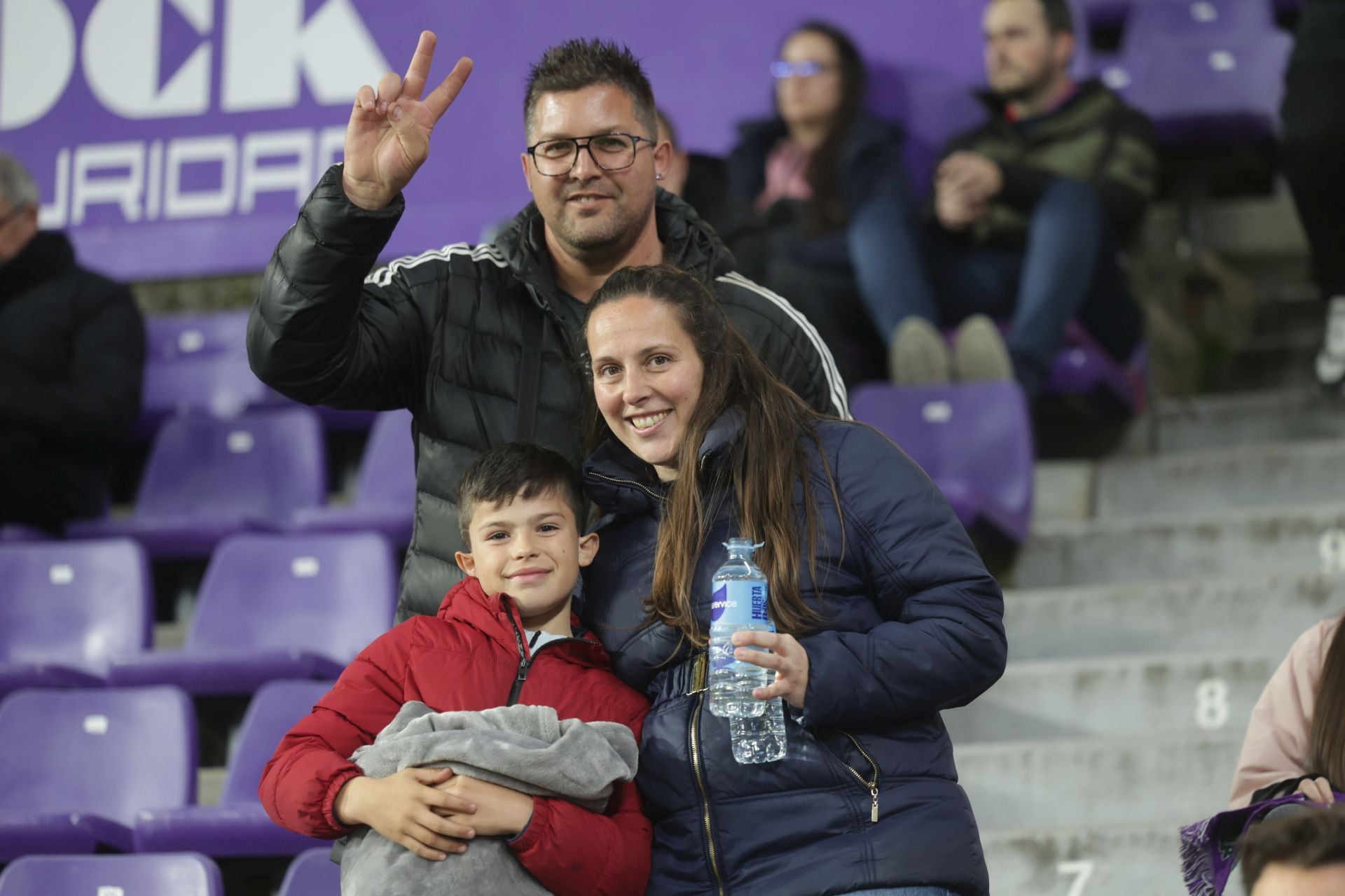 Búscate en la grada del Real Valladolid - UD Las Palmas (2/4)