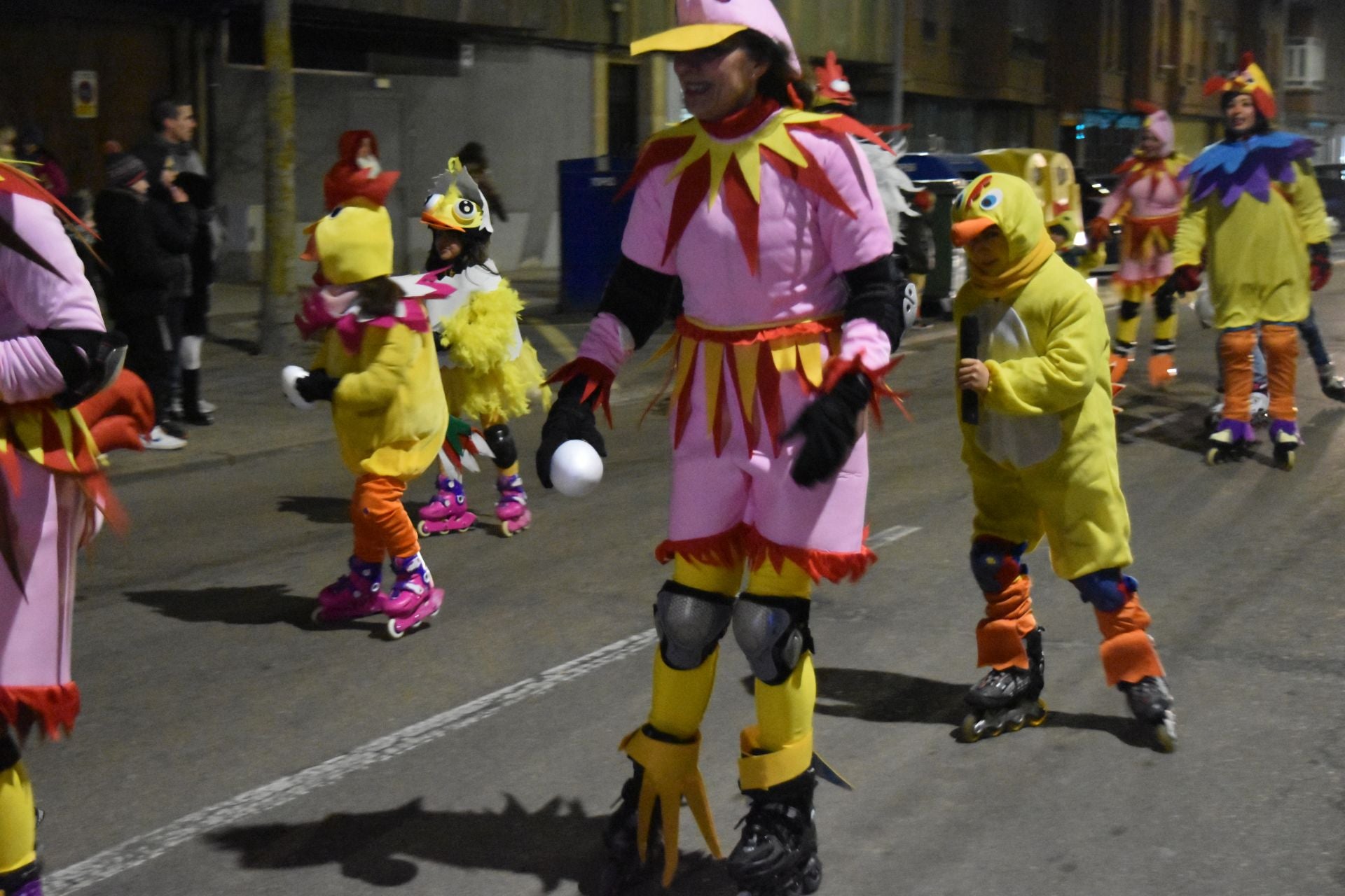 Así ha sido el gran desfile del Carnaval de la Galleta de Aguilar