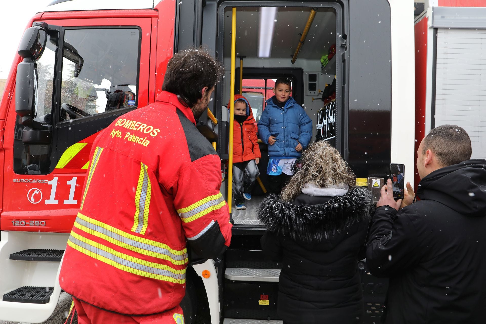 Jornada de puertas abiertas en el Parque de Bomberos de Palencia