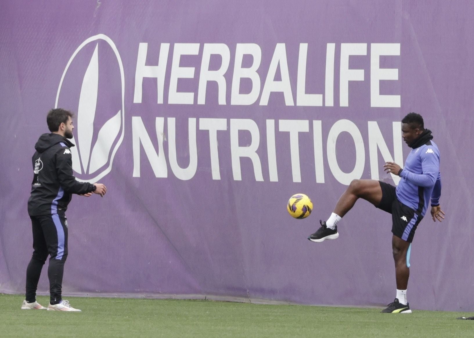 El entrenamiento a puerta abierta del Real Valladolid, en imágenes