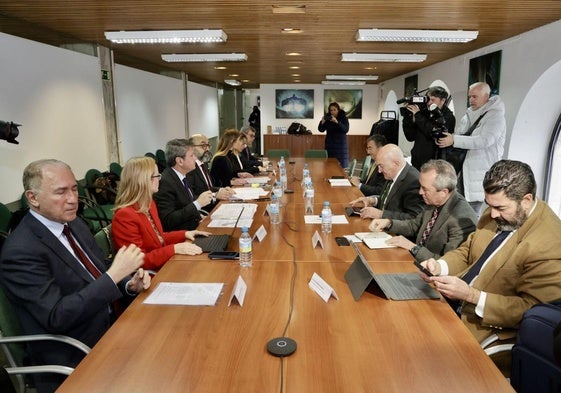 Reunión del consejo de administración de la sociedad Valladolid Alta Velocidad, este martes.