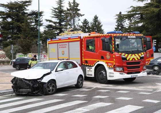 Uno de los vehículos implicados en el accidente en la avenida de Zamora