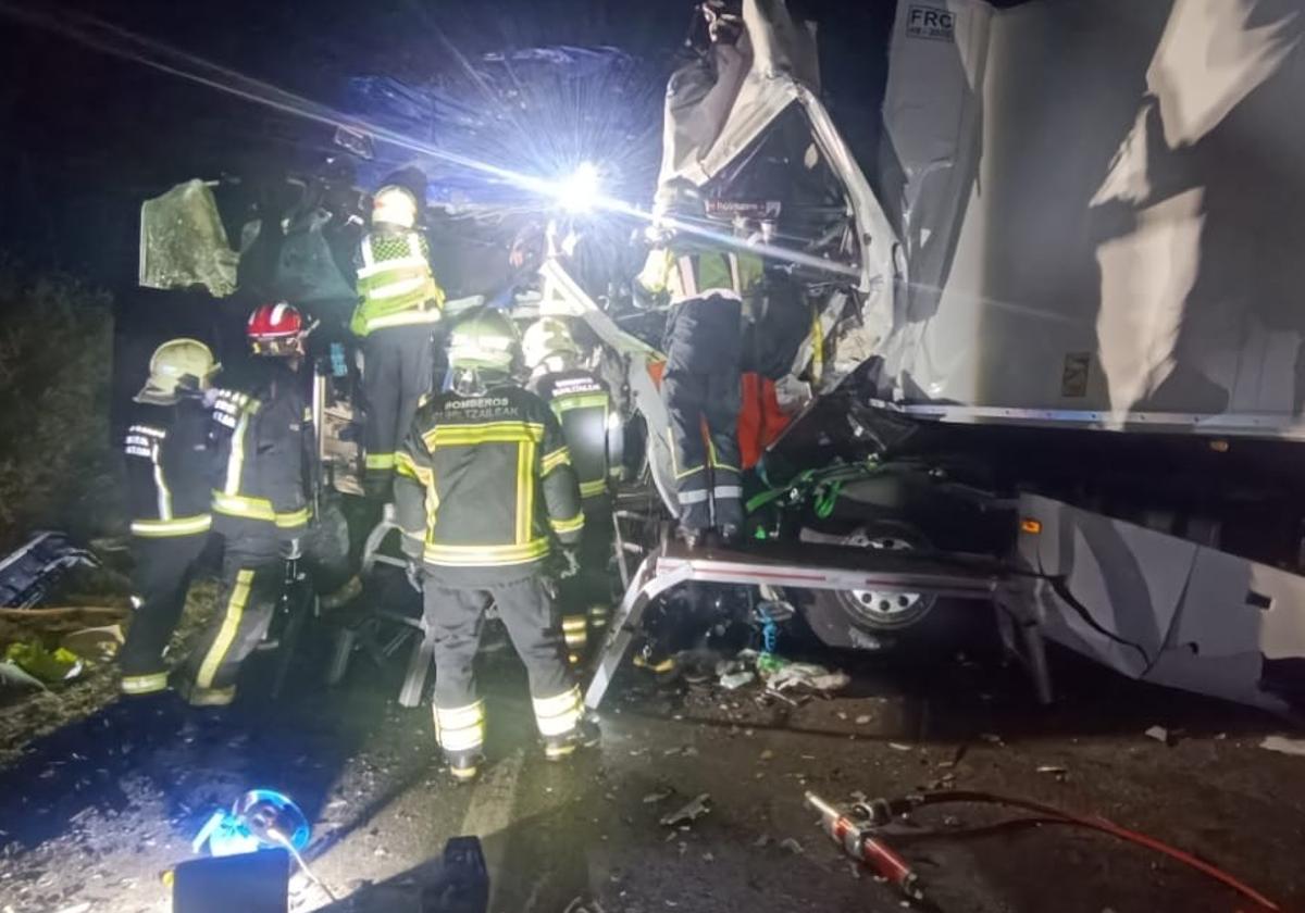 Cortada una carretera en Soria por un accidente con cuatro muertos en Navarra