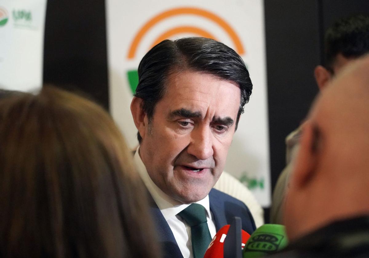 El consejero de Medio Ambiente, Juan Carlos Suárez-Quiñones.
