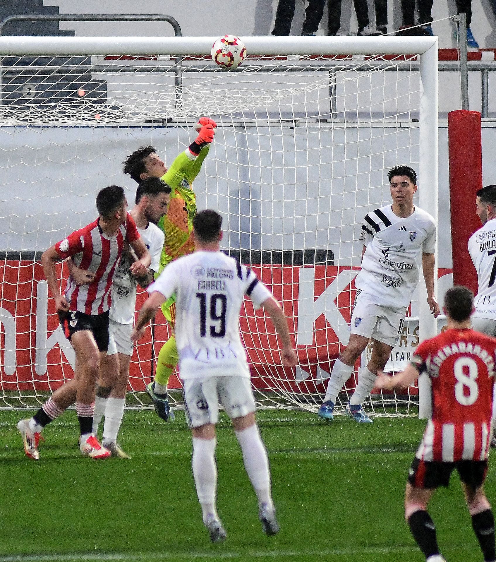 Fotos de la victoria de la Segoviana ante el Bilbao Athletic