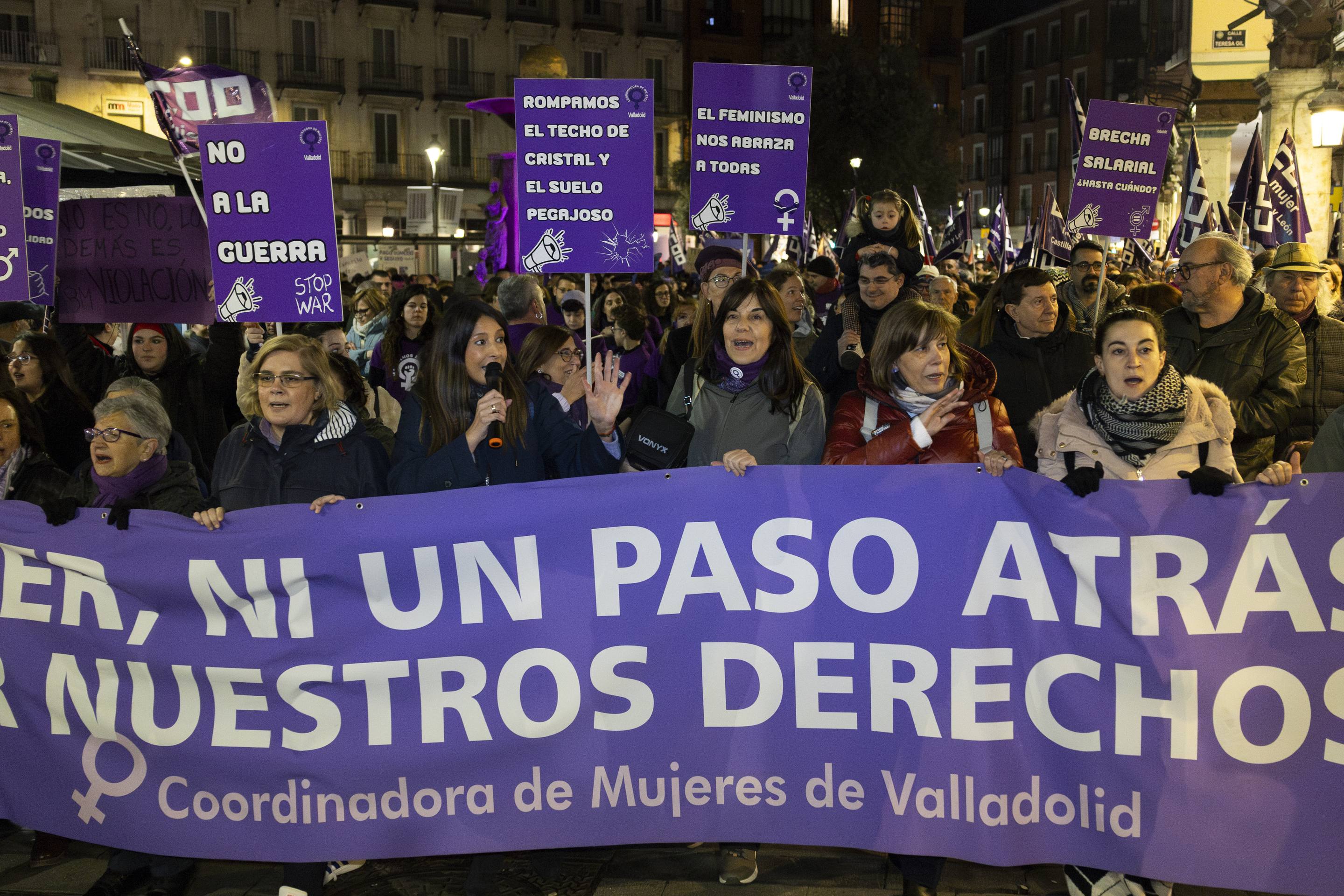 Las imágenes de la manifestación del 8M en Valladolid
