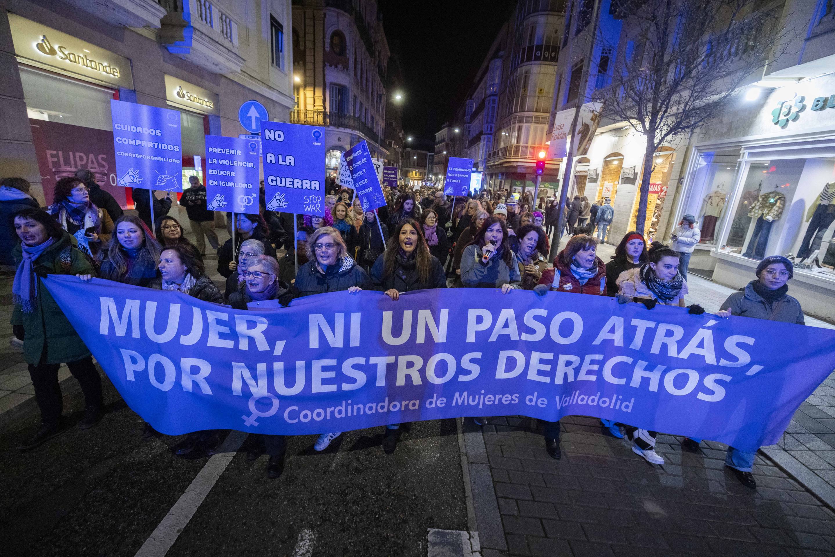 Las imágenes de la manifestación del 8M en Valladolid