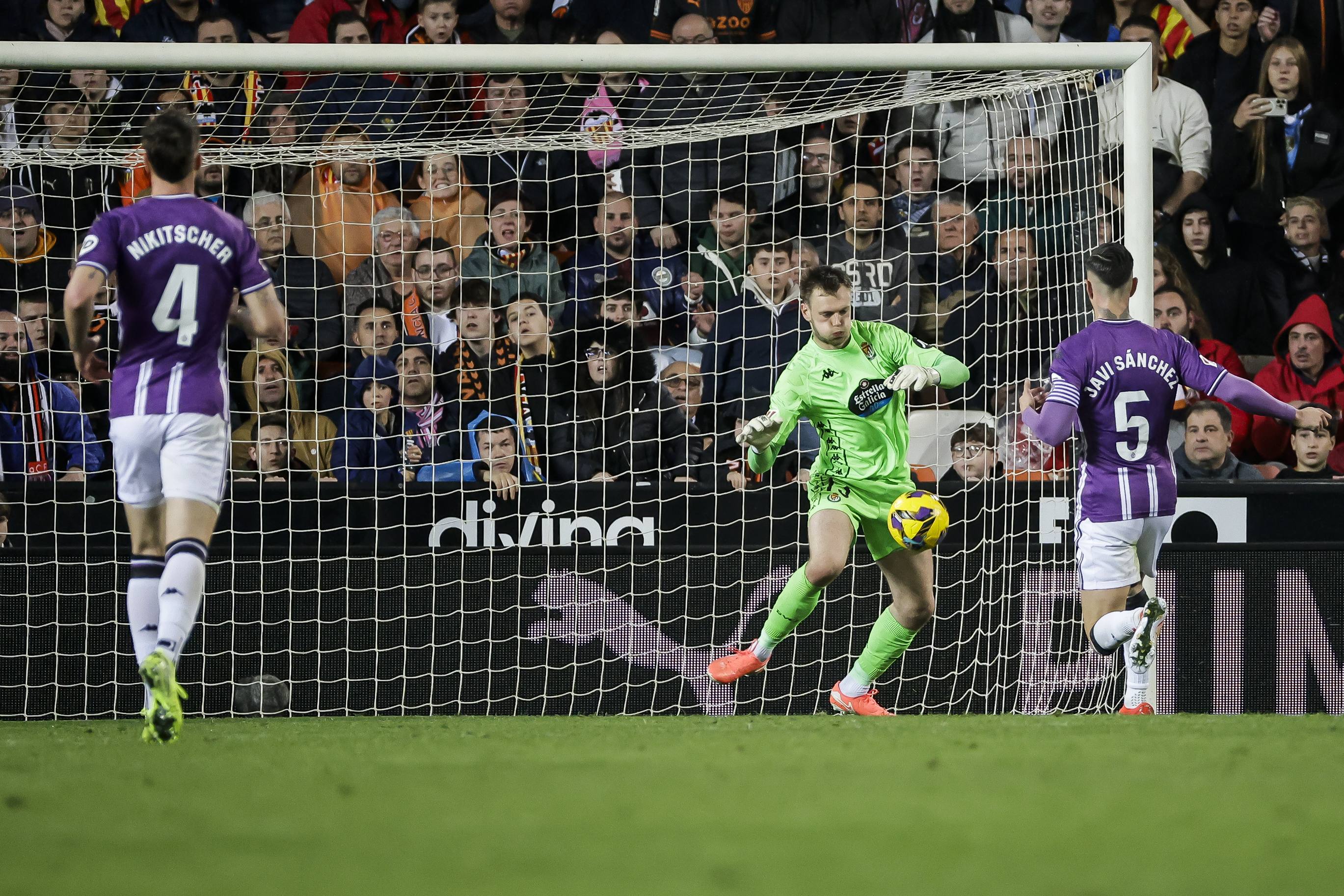 Las imágenes de la derrota del Pucela en Valencia