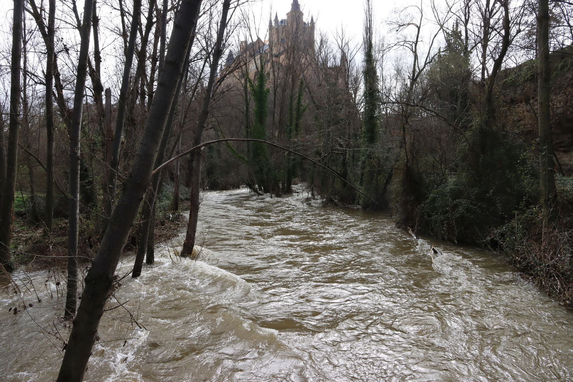 La crecida del Eresma, en imágenes