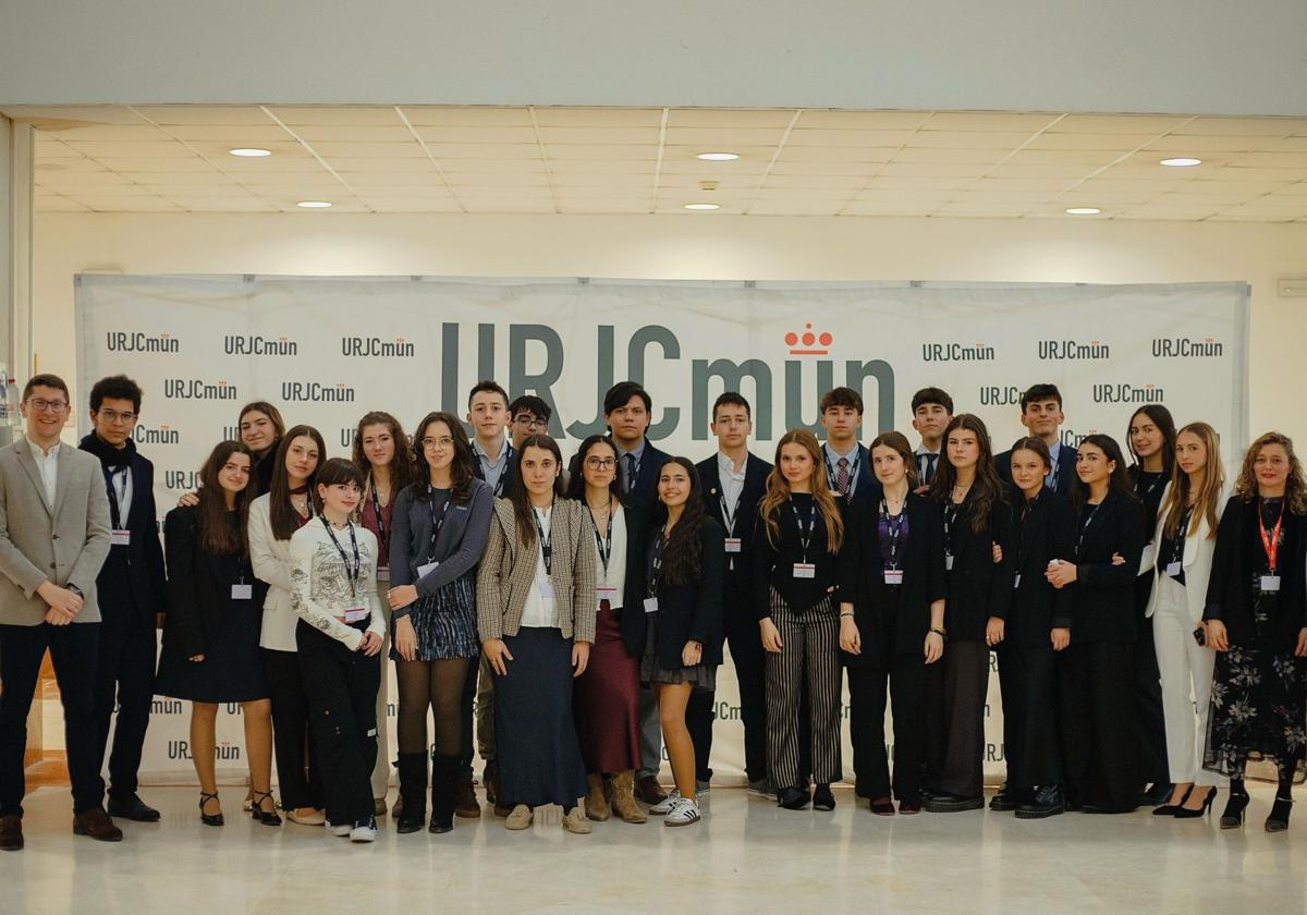 Alumnos de La Enseñanza convertidos en diplomáticos de la ONU por unos días