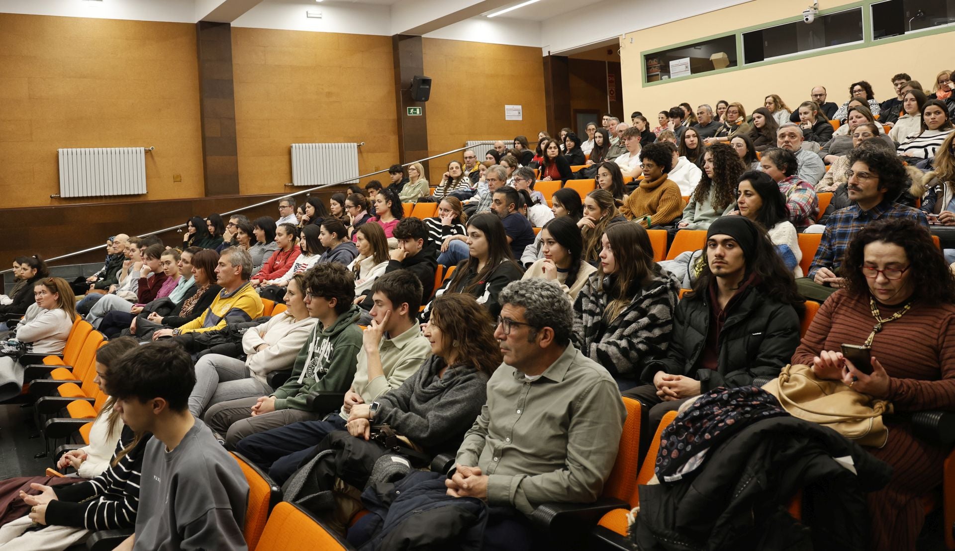 El campus de Palencia se muestra a los futuros universitarios