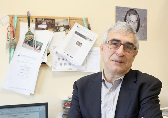 El antropólogo José Luis Alonso Ponga, comisario de la exposición sobre la Semana Santa de Medina de Rioseco, Peñafiel, Bercianos y Braga que se celebra en Roma.