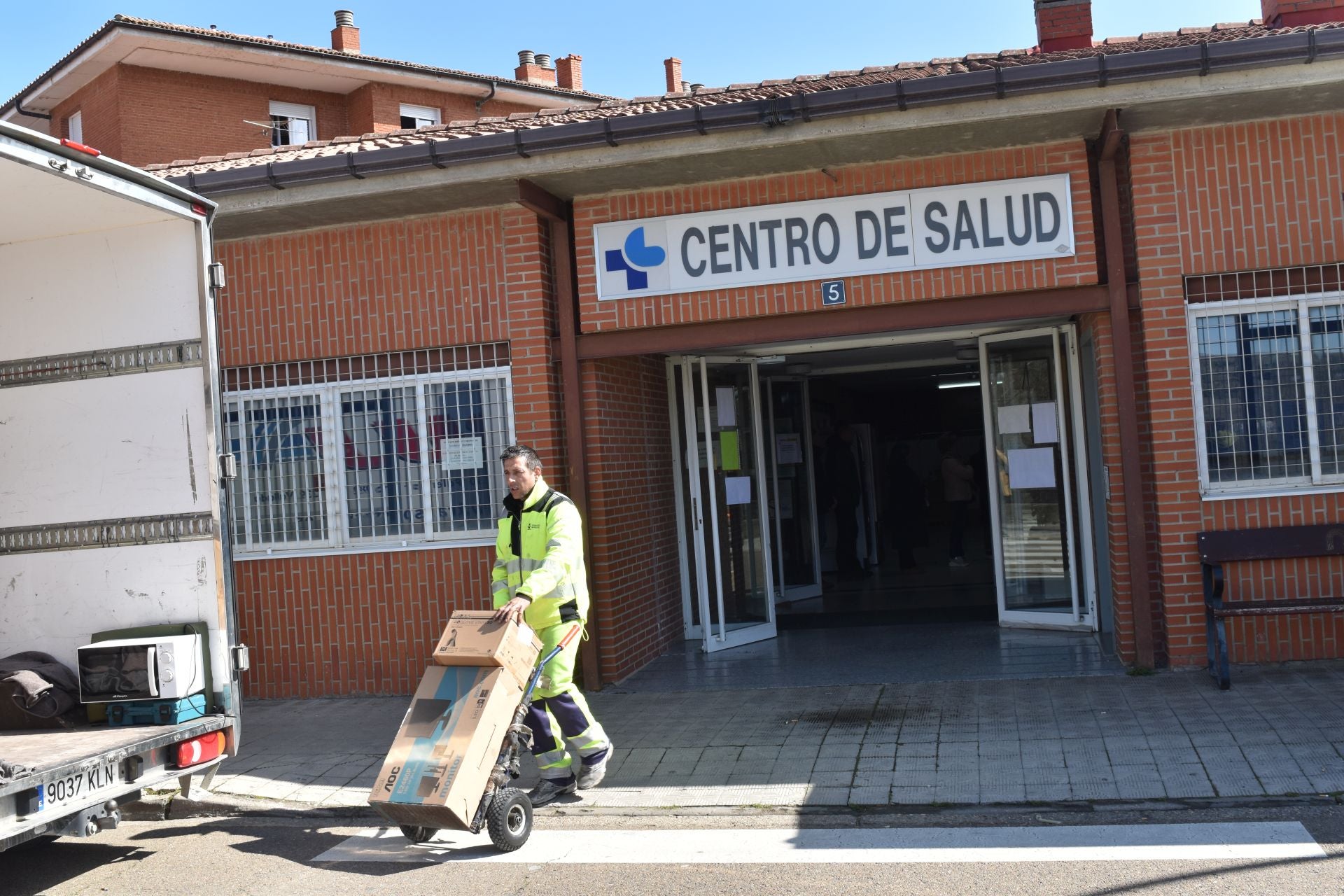 El centro de salud de Aguilar, preparado para los primeros pacientes