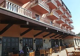 Imagen de archivo de la terraza hostelera del Parador de Cervera.