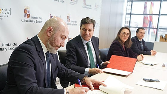 Carriedo asegura que la Junta está abierta a escuchar aportaciones para mejorar la fiesta de Villalar