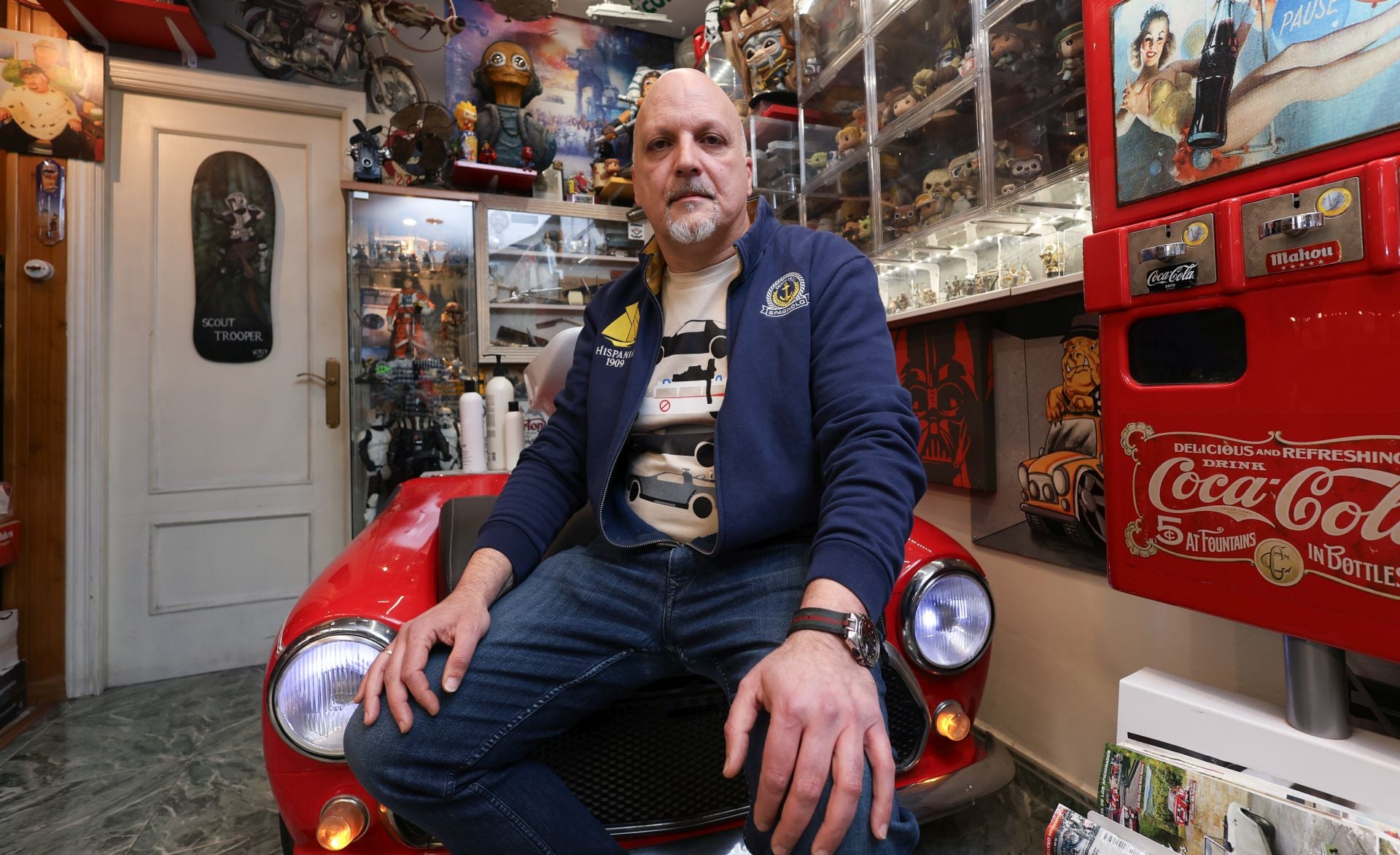 Así luce la peluquería de La Rondilla con decoración de &#039;Star Wars&#039;